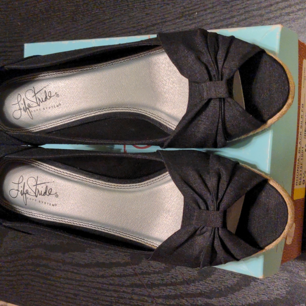Life Stride wedges
